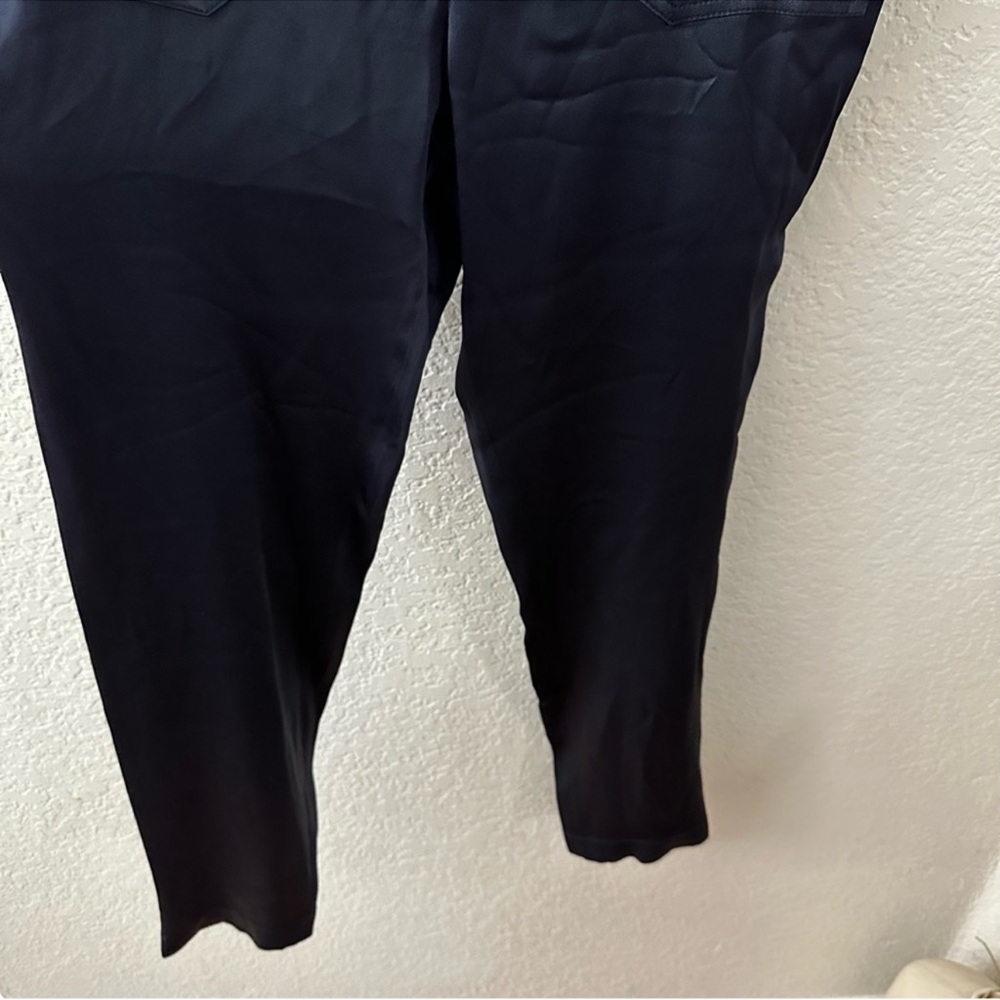 Vince Drawstring Pants
Size small - Picture 10 of 11